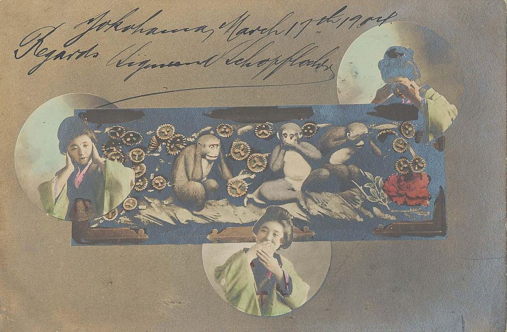 Открытка с изображением девушек и трех обезьян из Никко